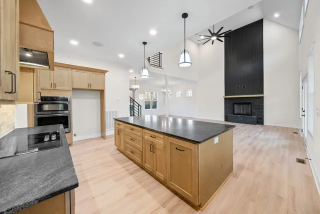 $769,500 | 1319 Shady Grove Road, Clarksville, TN 37043