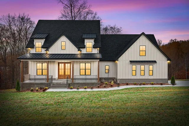 $769,500 | 1319 Shady Grove Road, Clarksville, TN 37043