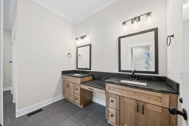 $769,500 | 1319 Shady Grove Road, Clarksville, TN 37043