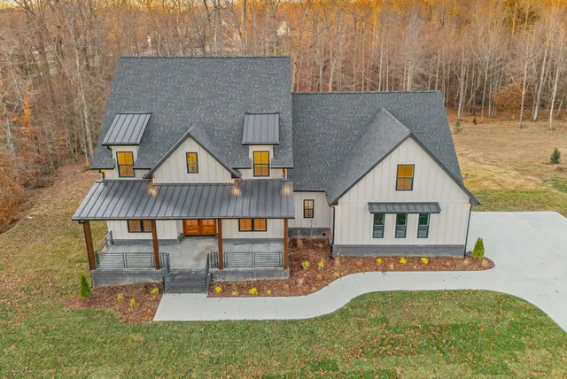 $769,500 | 1319 Shady Grove Road, Clarksville, TN 37043