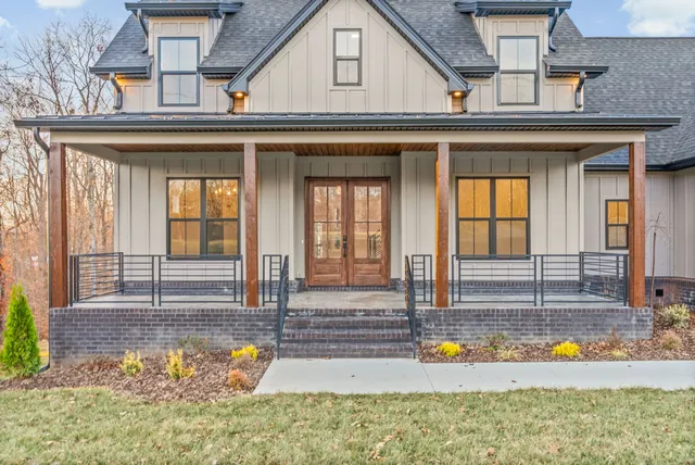 $769,500 | 1319 Shady Grove Road, Clarksville, TN 37043