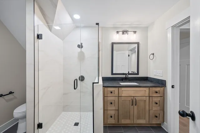 $769,500 | 1319 Shady Grove Road, Clarksville, TN 37043