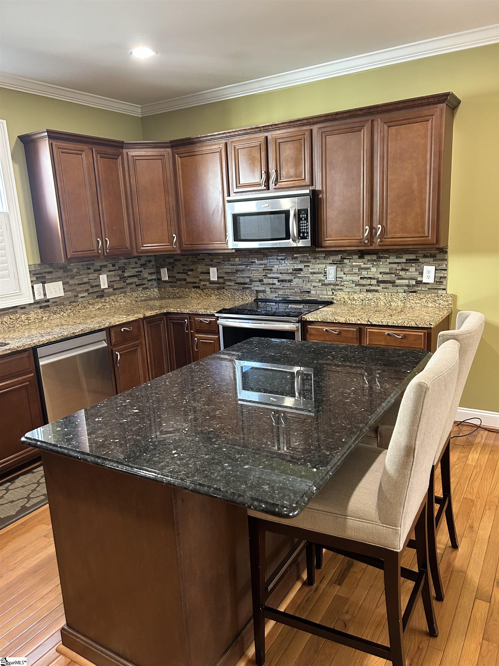 720 Rutherford Road Greenville, SC 29609 - Photo 14 of 39