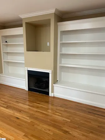 $3,275 | 720 Rutherford Road, Greenville, SC 29609