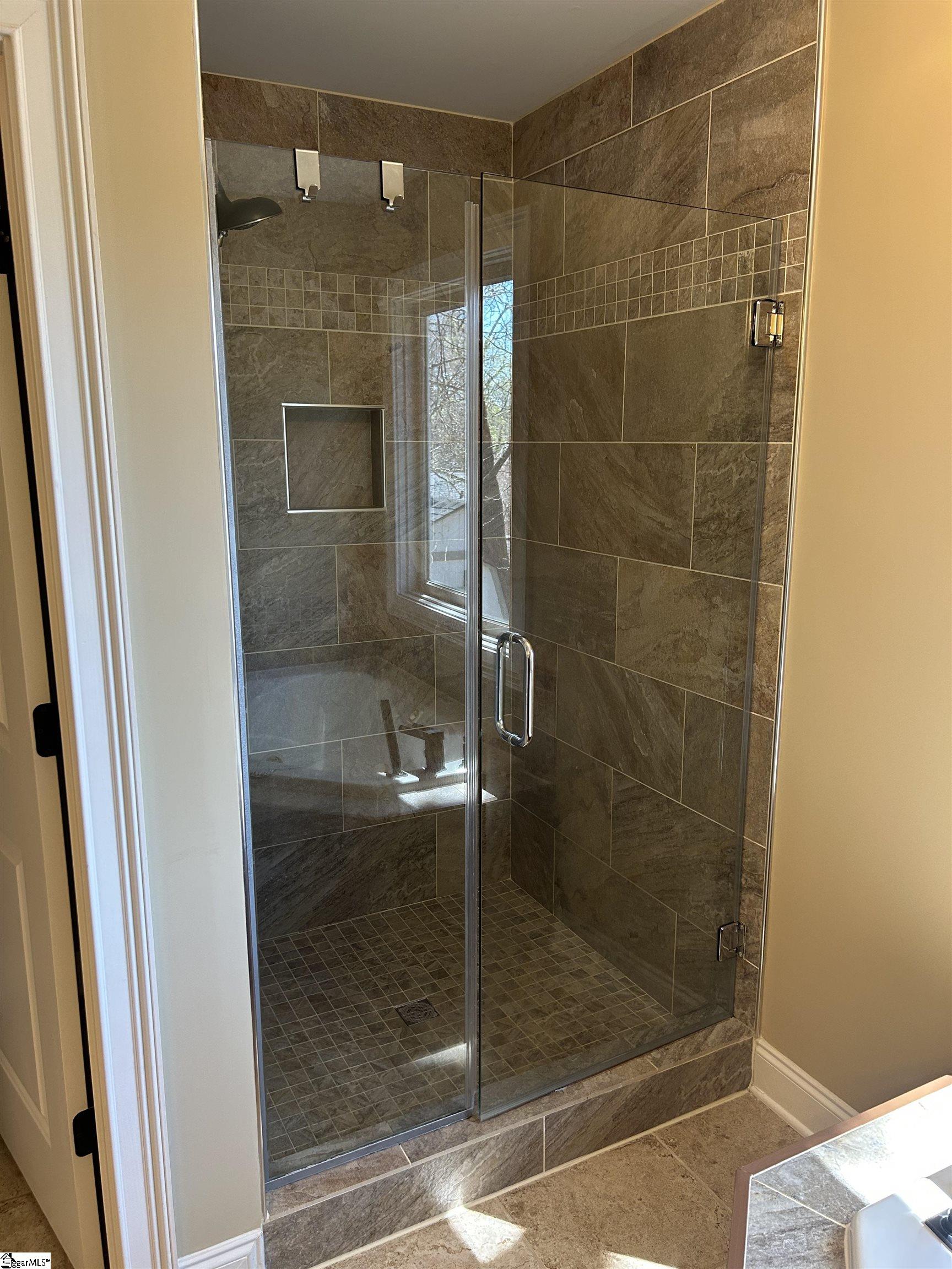 720 Rutherford Road Greenville, SC 29609 - Photo 31 of 39