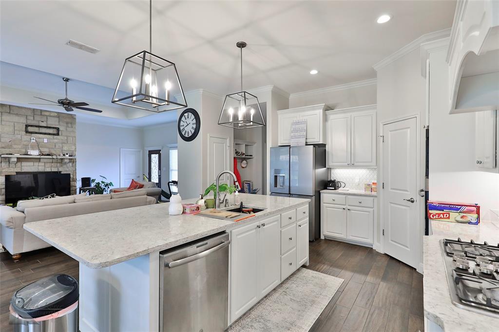 8333 Ridge View Abilene, TX 79606 - Photo 9 of 34