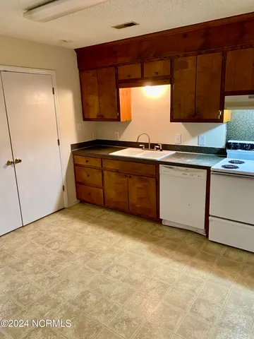 $800 | 770 East 3rd Street, Unit C, Ayden, NC 28513