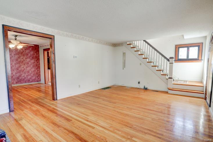 2456 Brown Road St. Louis, MO 63114 - Photo 4 of 13 Gallery Image 4