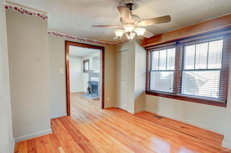 2456 Brown Road St. Louis, MO 63114 - Photo 8 of 13 Gallery Image 8