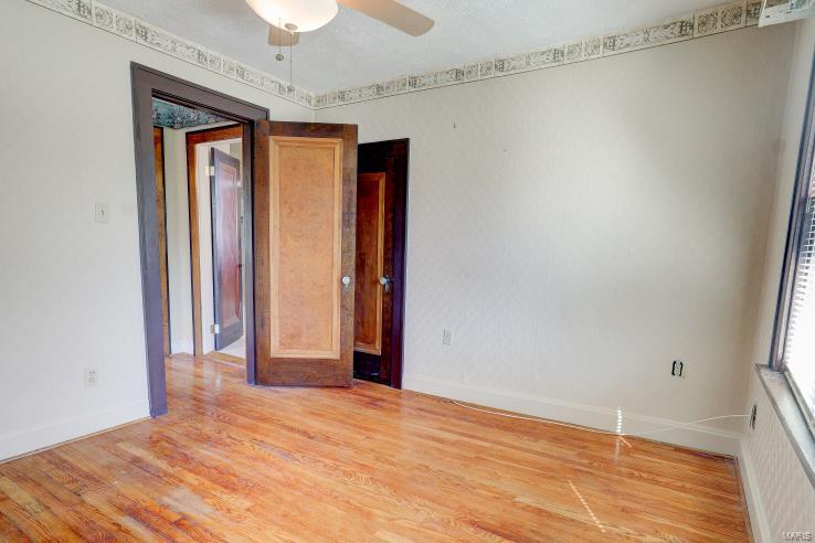 2456 Brown Road St. Louis, MO 63114 - Photo 10 of 13 Gallery Image 10