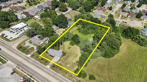 $750,000 | 6180 Cockrum Road, Olive Branch, MS 38654