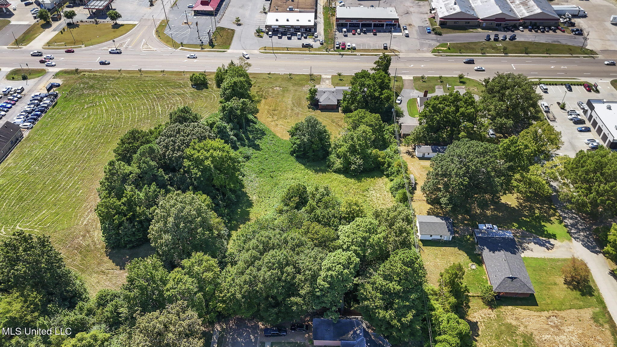 6180 Cockrum Road Olive Branch, MS 38654 - Photo 4 of 10 4-web-or-mls-6180 Cockrum Rd-4