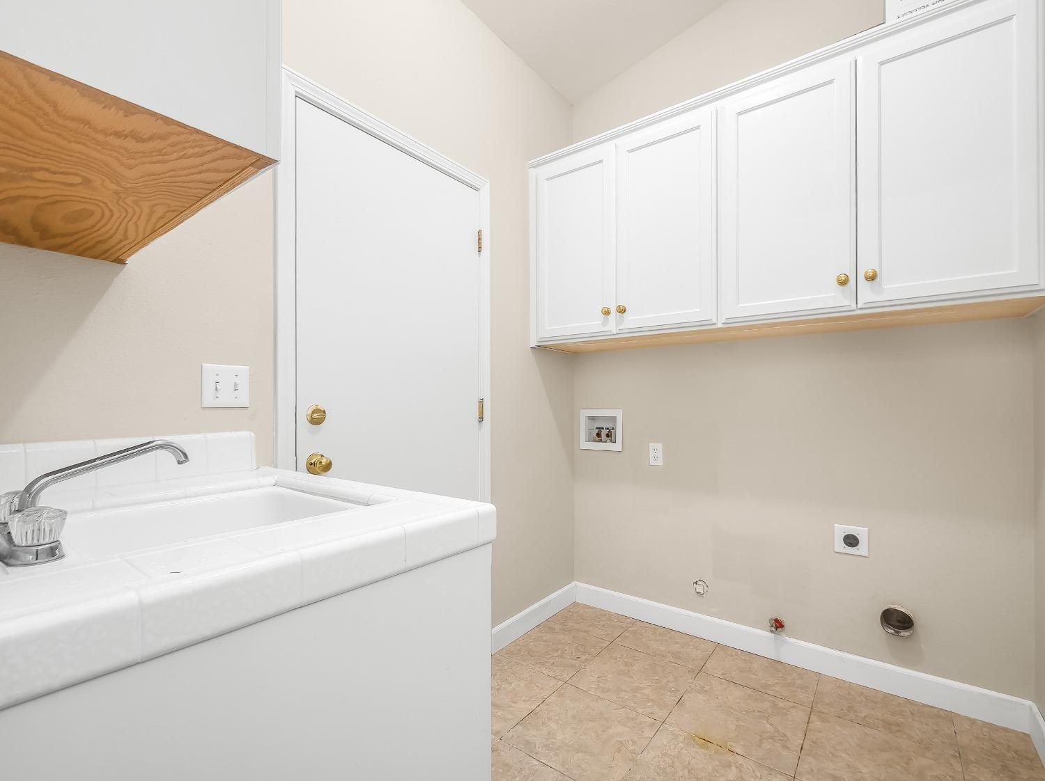 5167 West Decatur Avenue Fresno, CA 93722 - Photo 17 of 26 Gallery Image 17