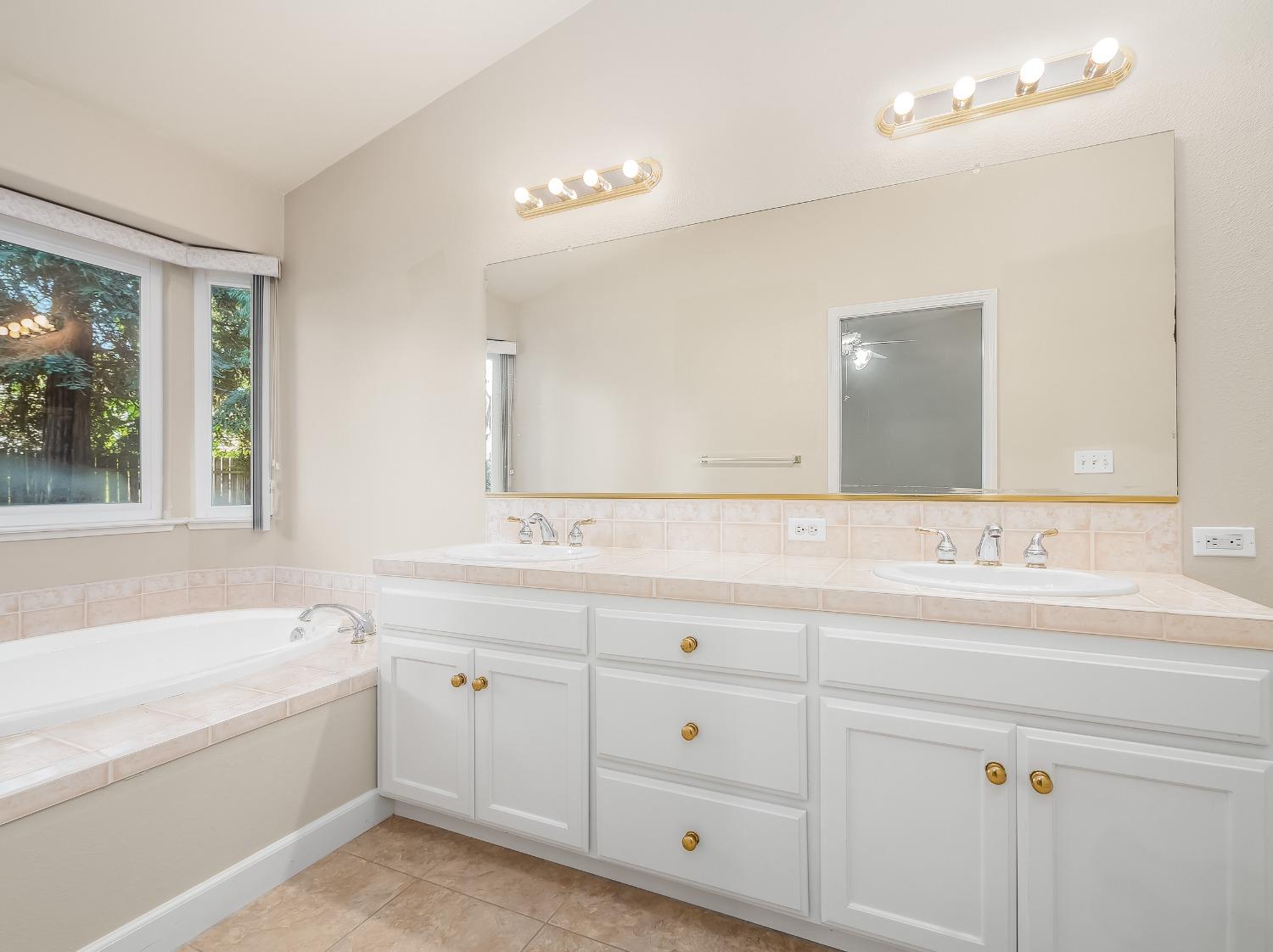 5167 West Decatur Avenue Fresno, CA 93722 - Photo 24 of 26 Gallery Image 24