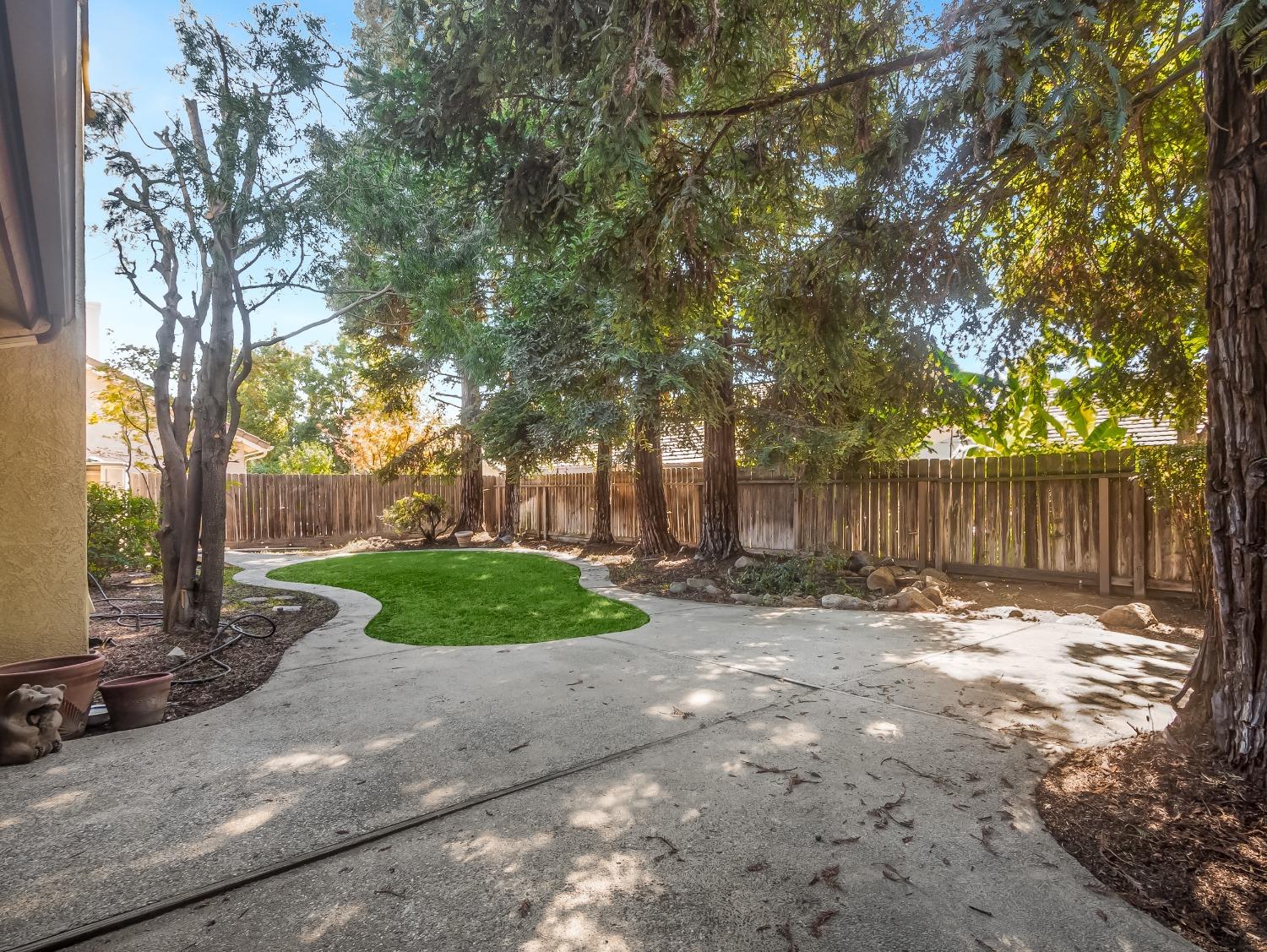 5167 West Decatur Avenue Fresno, CA 93722 - Photo 4 of 26 Gallery Image 4