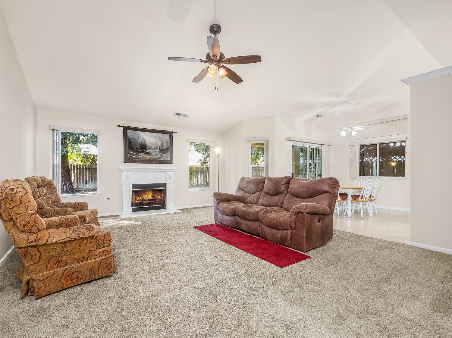 5167 West Decatur Avenue Fresno, CA 93722 - Photo 10 of 26 Gallery Image 10