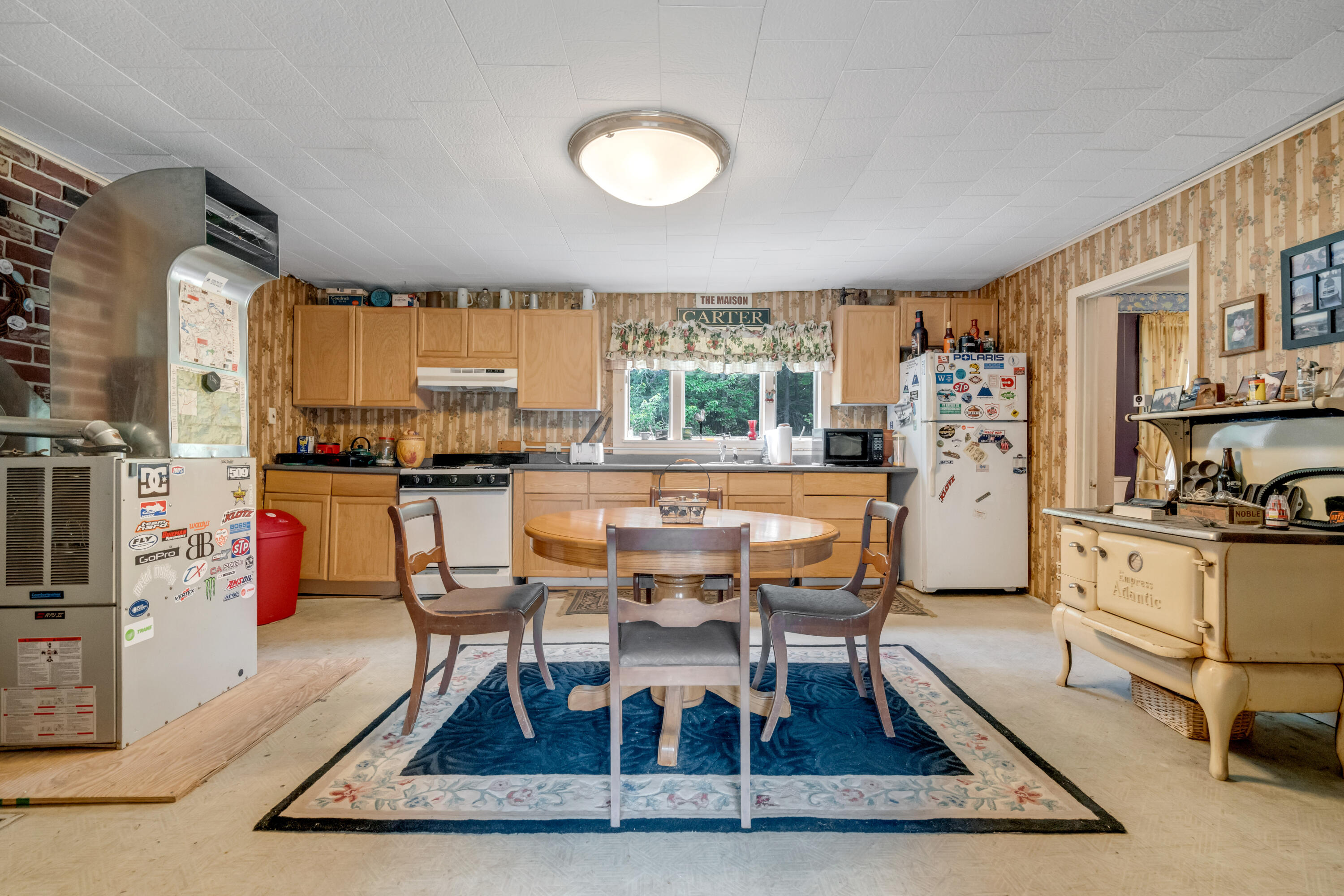 192 Main Street Eustis, ME 04982 - Photo 4 of 32 DSC01027