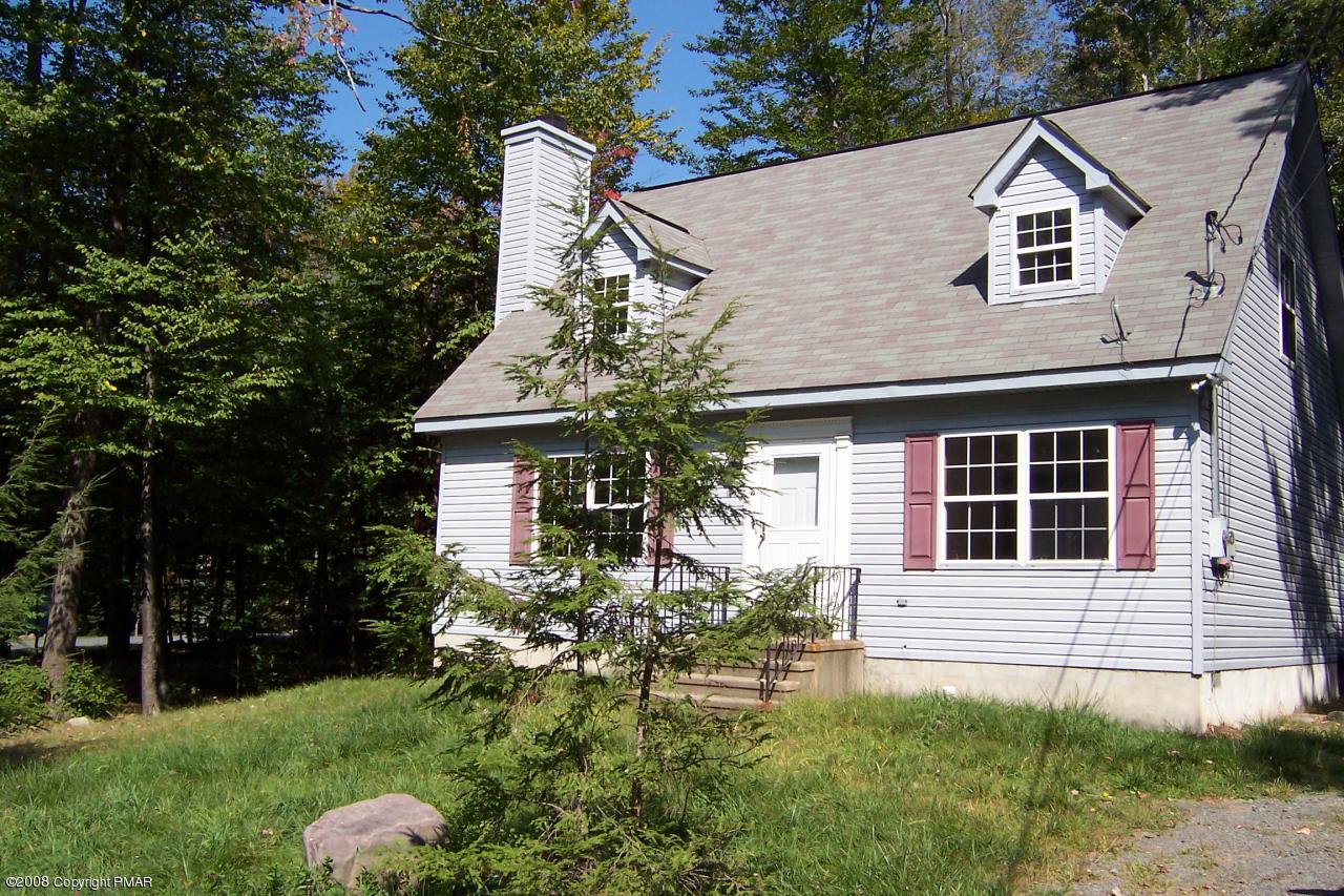 G392 Deerfield Road Tobyhanna, PA 18466 - Photo 1 of 9 Main