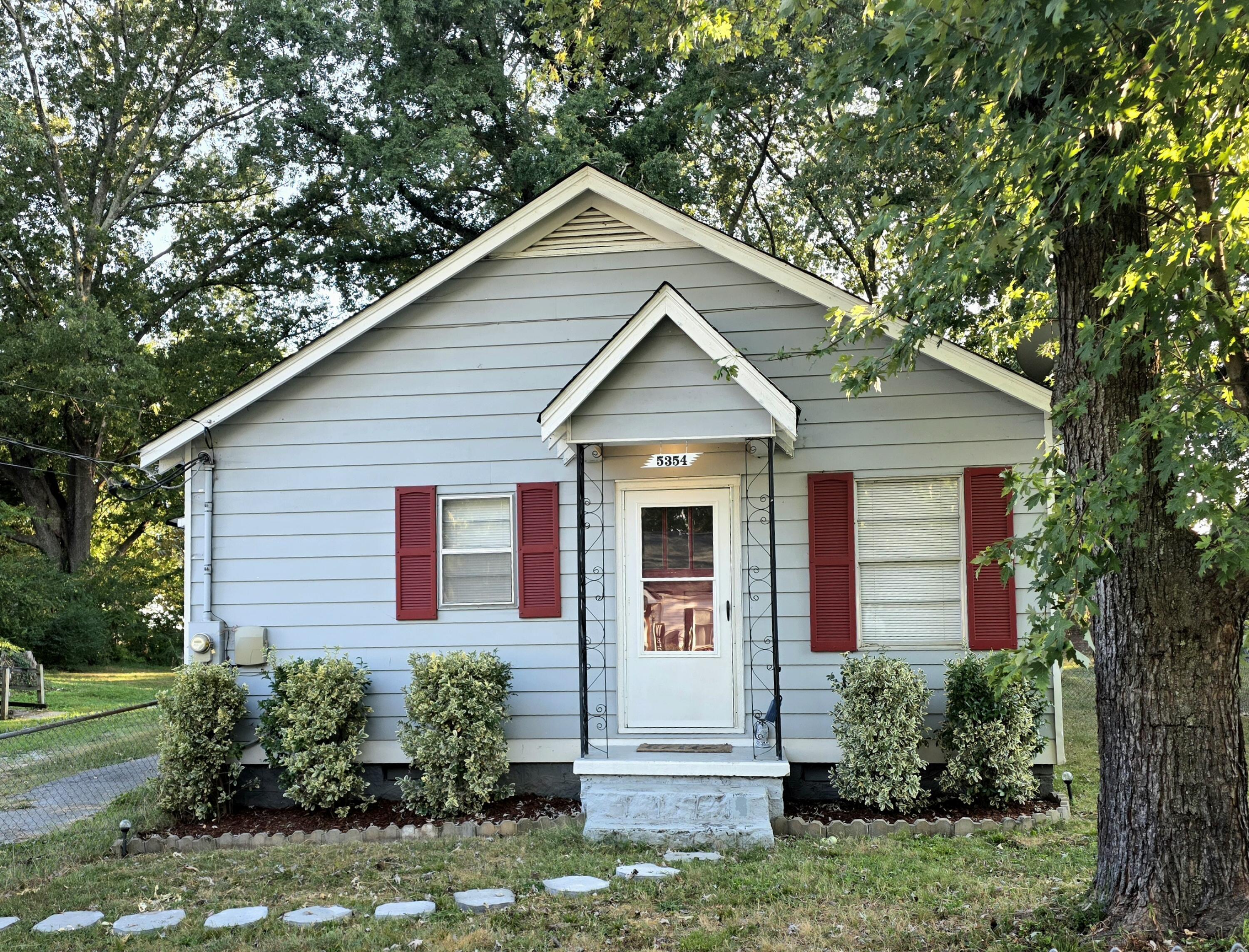 5354 Greenbriar Road Chattanooga, TN 37412 - Photo 1 of 21 20260915_182541