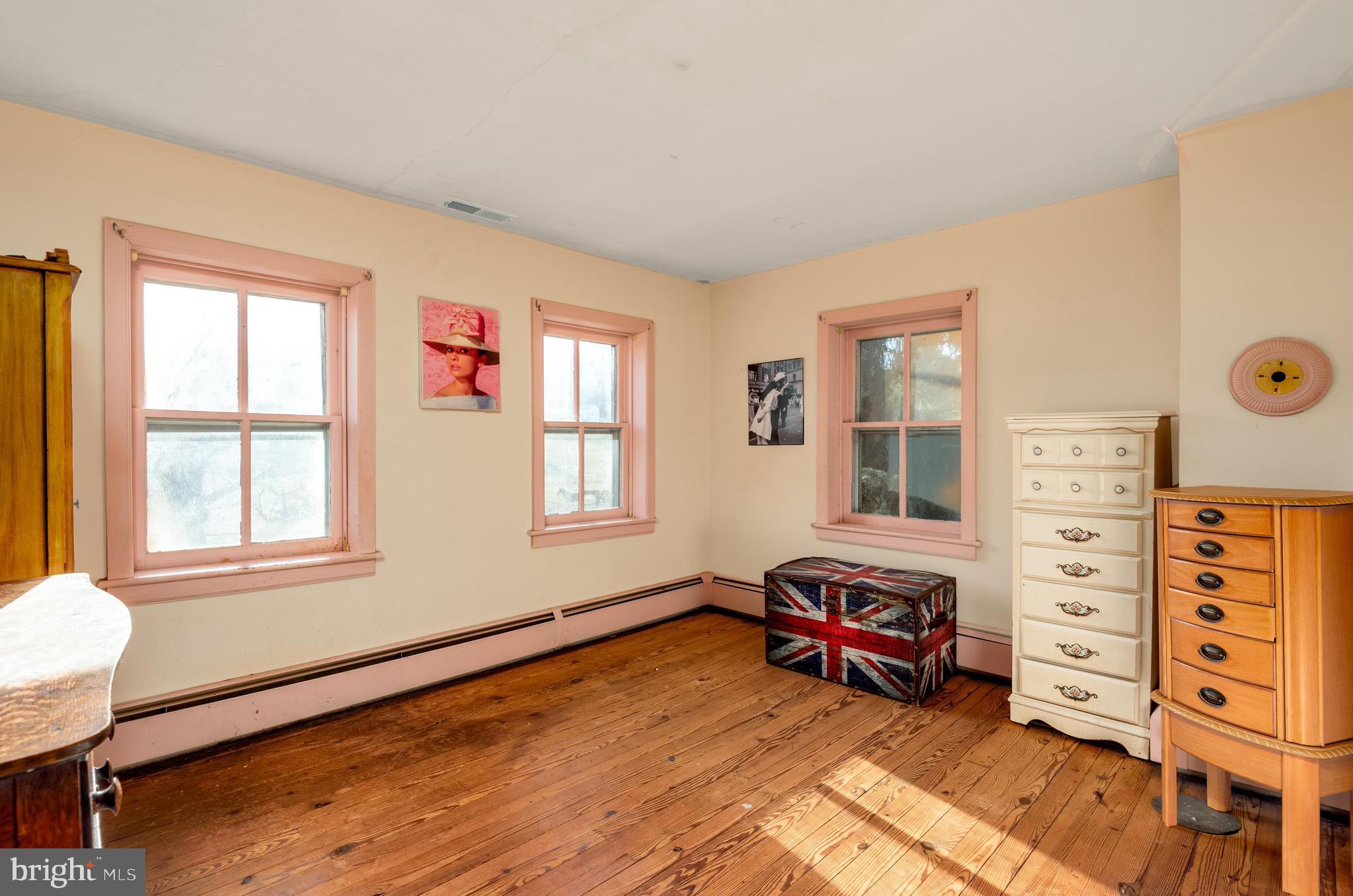 1854 Jefferson Road Spring Grove, PA 17362 - Photo 9 of 17