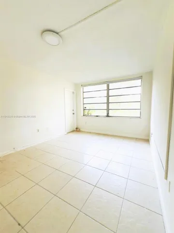 $149,000 | 1301 Northeast 191st Street, Unit F110, Miami, FL 33179
