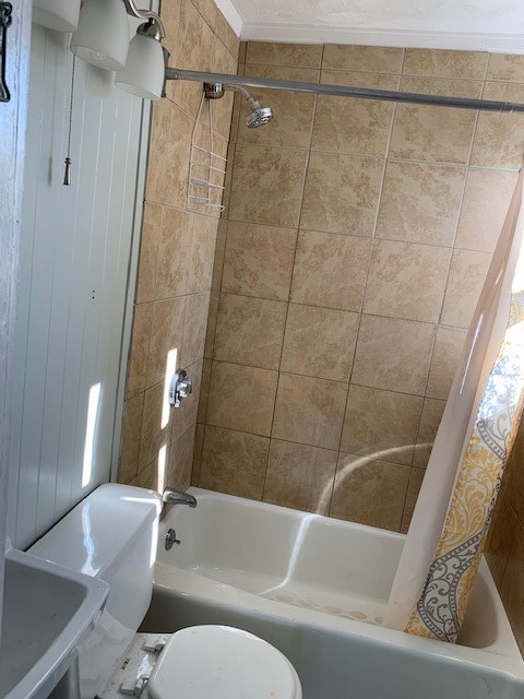 276 Coe Street Woonsocket, RI 02895 - Photo 13 of 16