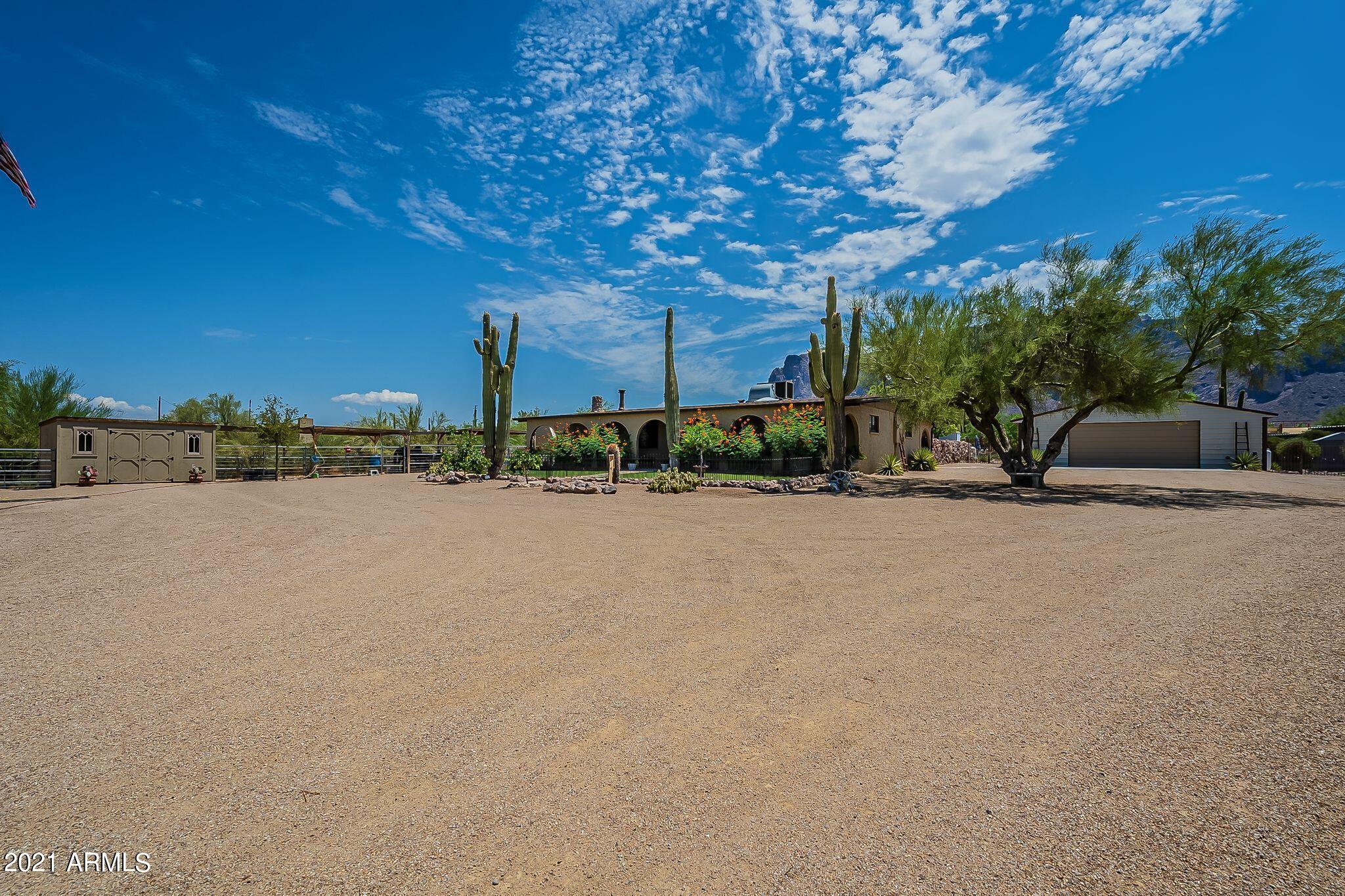 1475 North Mountain View Road Apache Junction, AZ 85119 - Photo 3 of 46 MV13