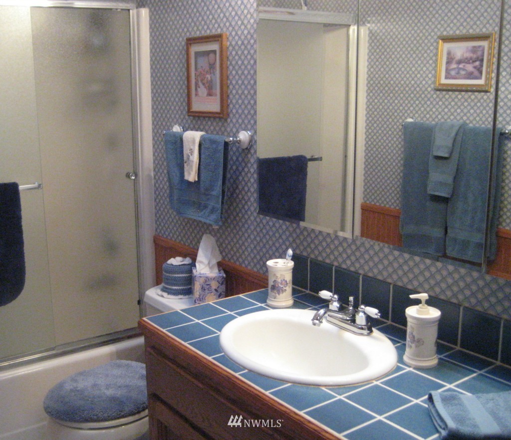 524 Basil Road Oak Harbor, WA 98277 - Photo 8 of 15 Gallery Image 8