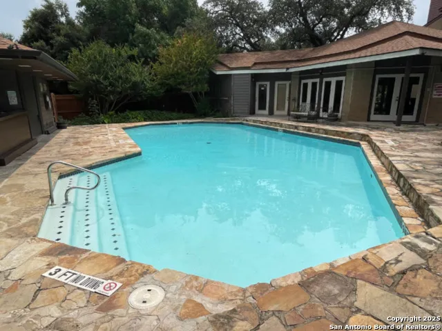 $950 | 8655 Datapoint, Unit 802, San Antonio, TX 78229