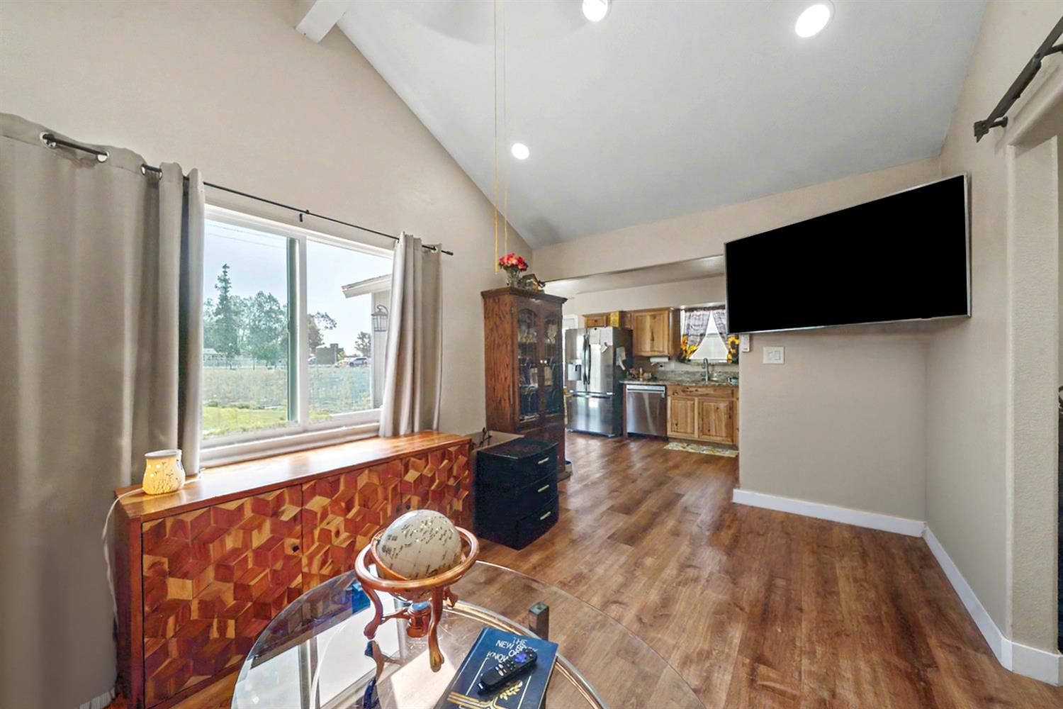 17112 Monreal Road Madera, CA 93636 - Photo 36 of 45 Gallery Image 36