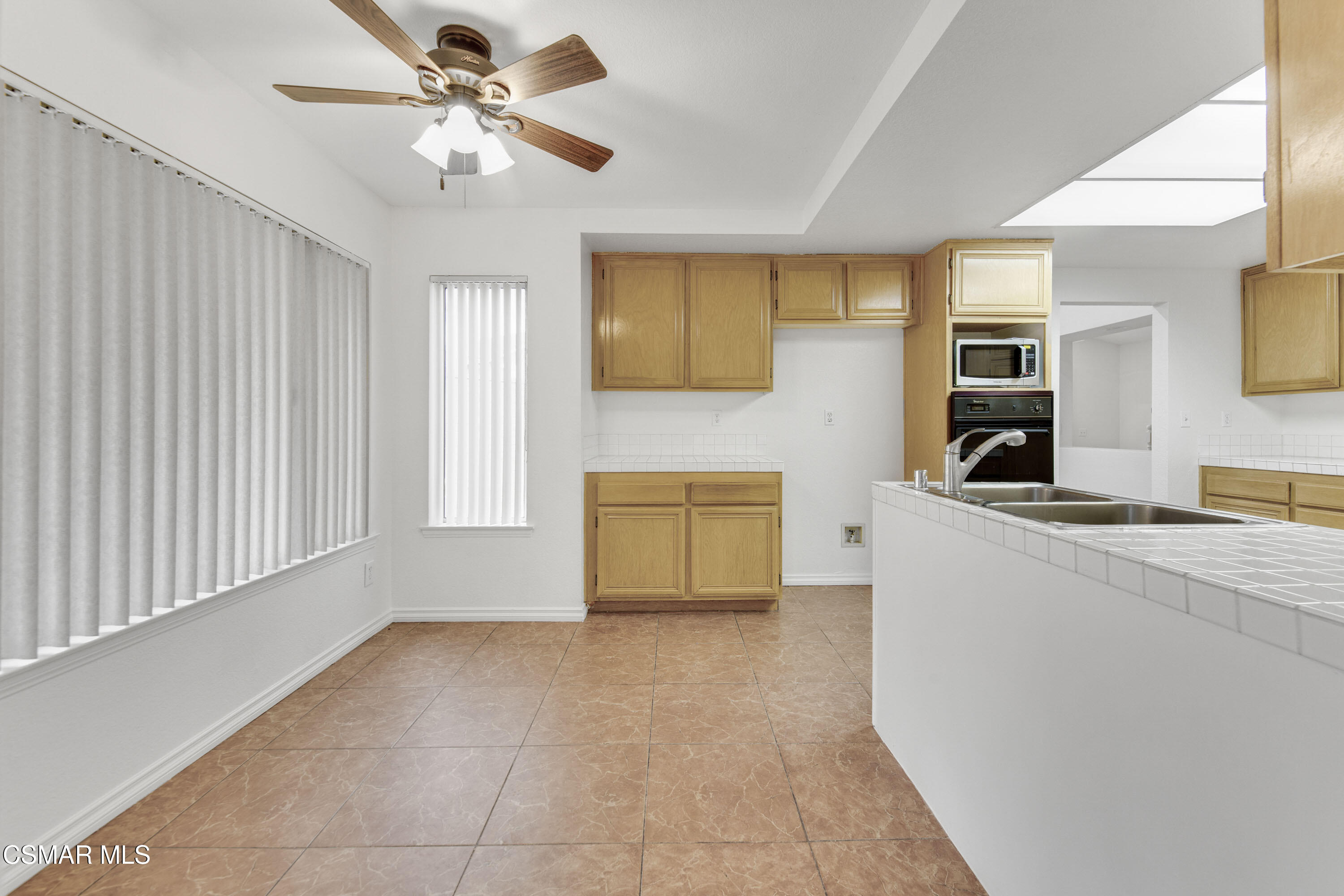 3335 Coyote Road Palmdale, CA 93550 - Photo 16 of 57 3335 Coyote Rd, Palmdale -HsHprod- (14)