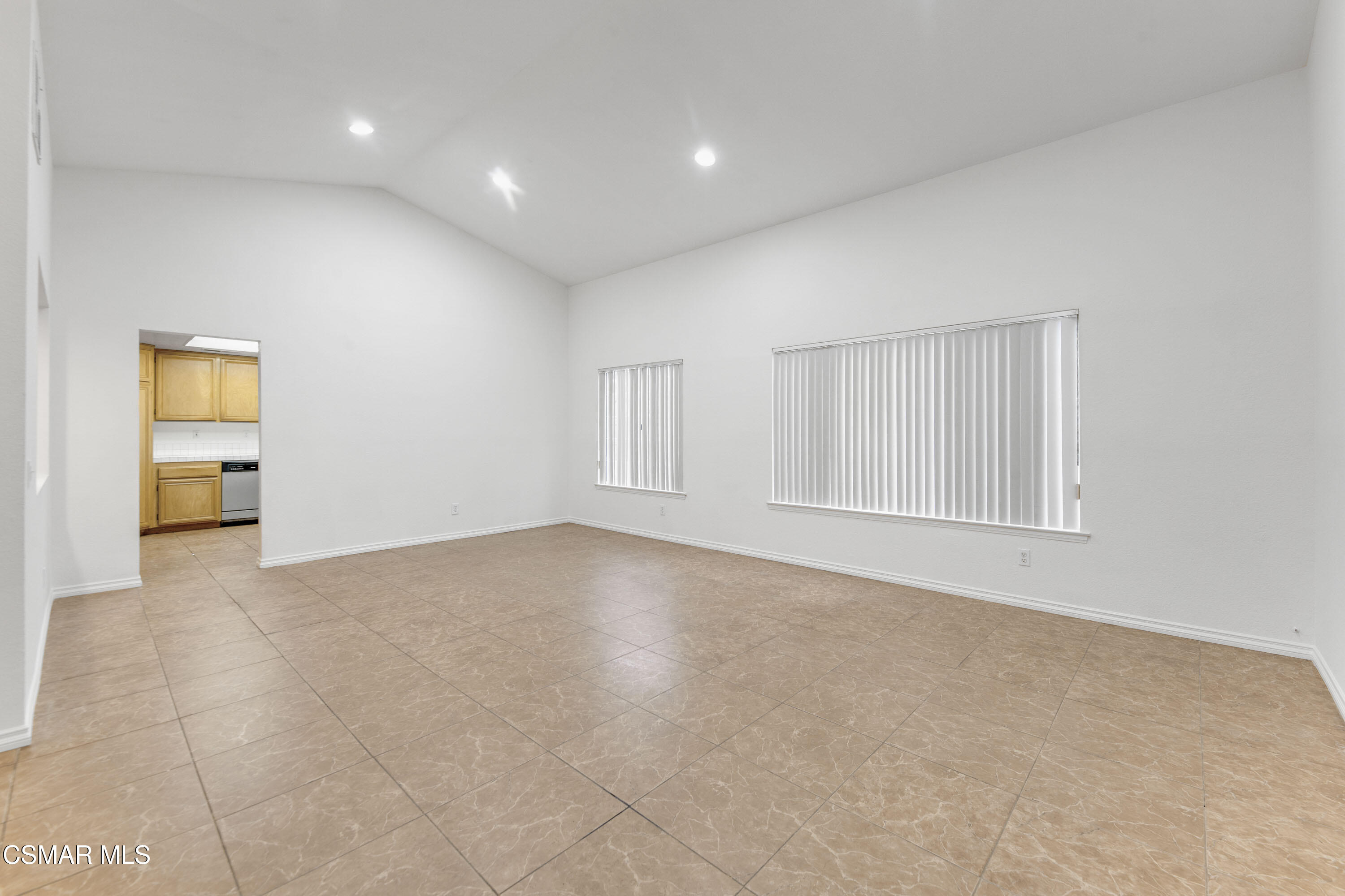 3335 Coyote Road Palmdale, CA 93550 - Photo 6 of 57 3335 Coyote Rd, Palmdale -HsHprod- (6)