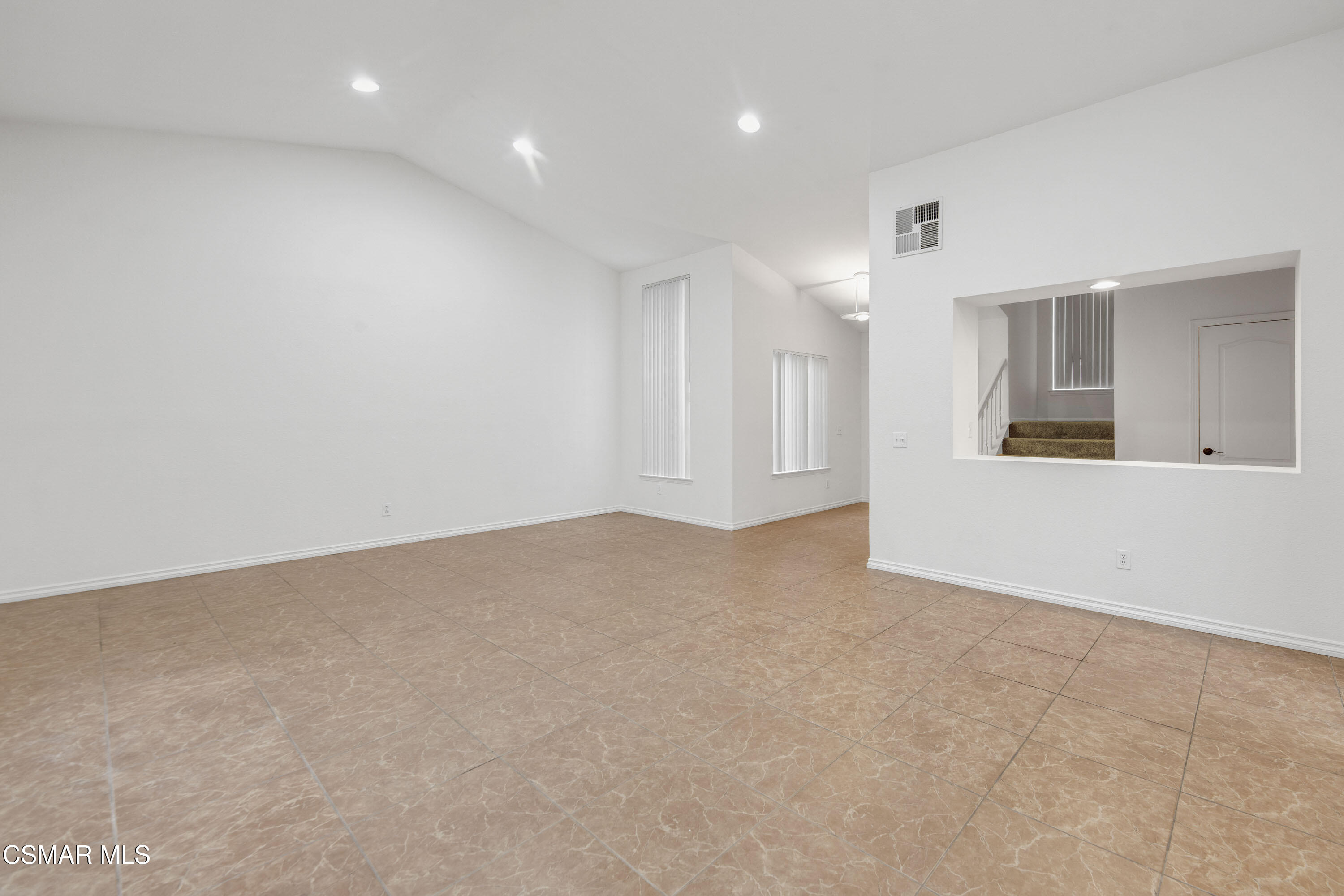 3335 Coyote Road Palmdale, CA 93550 - Photo 9 of 57 3335 Coyote Rd, Palmdale -HsHprod- (8)
