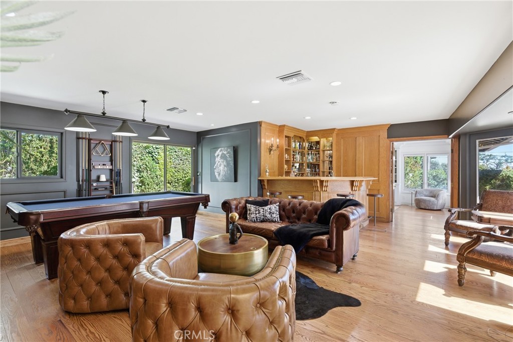 950 Hampton Road Arcadia, CA 91006 - Photo 10 of 35