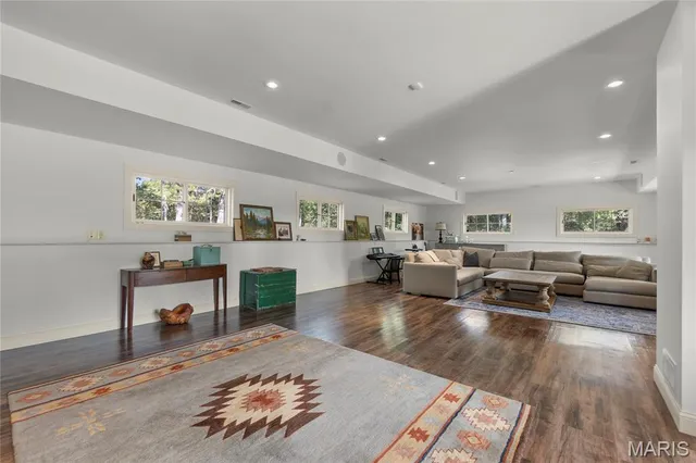 $799,000 | 8135 Hwy J, Perryville, MO 63775