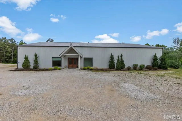 $799,000 | 8135 Hwy J, Perryville, MO 63775