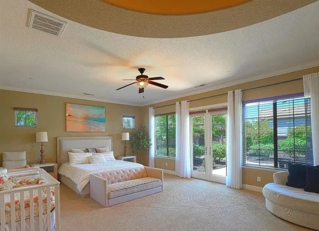 a view of entryway and hall