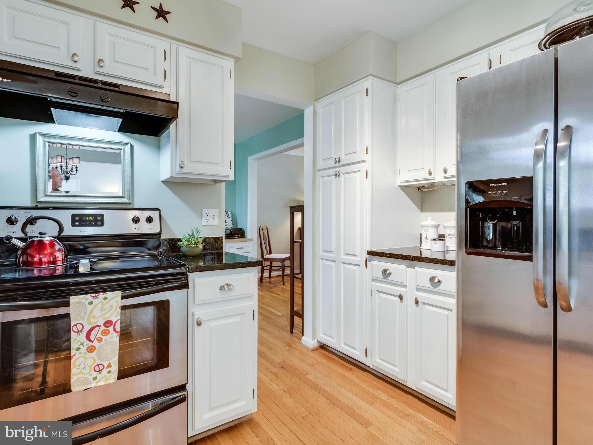 7448 Shepherd Ridge Court Springfield, VA 22153 - Photo 11 of 30 SS Appliances and Wood Floors