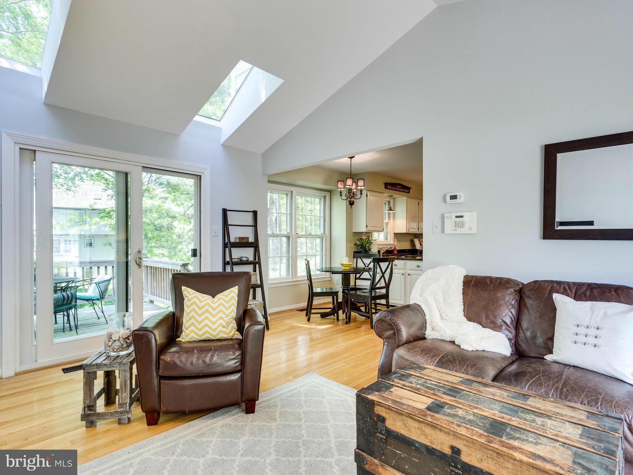 7448 Shepherd Ridge Court Springfield, VA 22153 - Photo 13 of 30 Lots of Natural Light