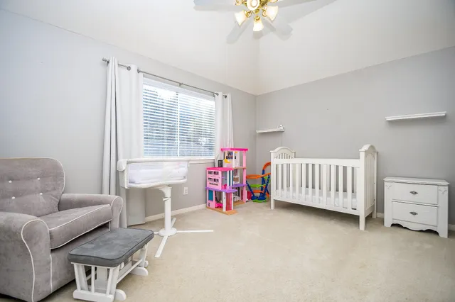 a view of livingroom with furniture