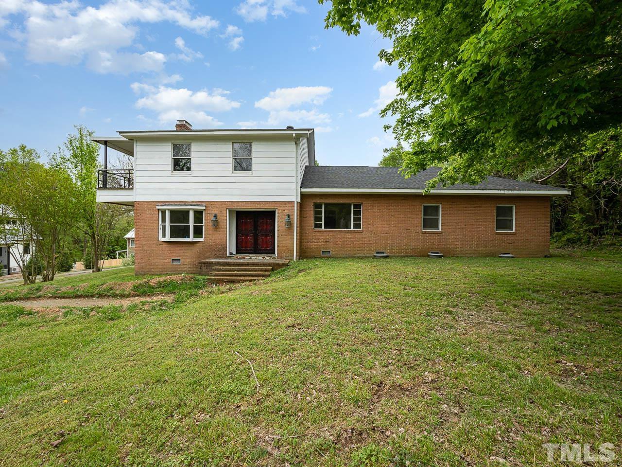 207 West Corbin Street, Hillsborough, NC 27278 Compass