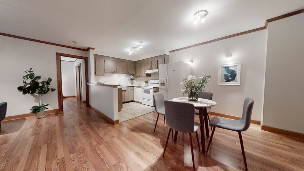 52 Jacqueline Road, Unit 12 Waltham, MA 02452 - Photo 7 of 10 Gallery Image 7