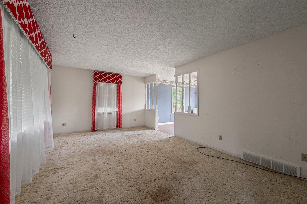 2465 Mount Olivet Road Bowling Green, KY 42101 - Photo 3 of 23 Gallery Image 3
