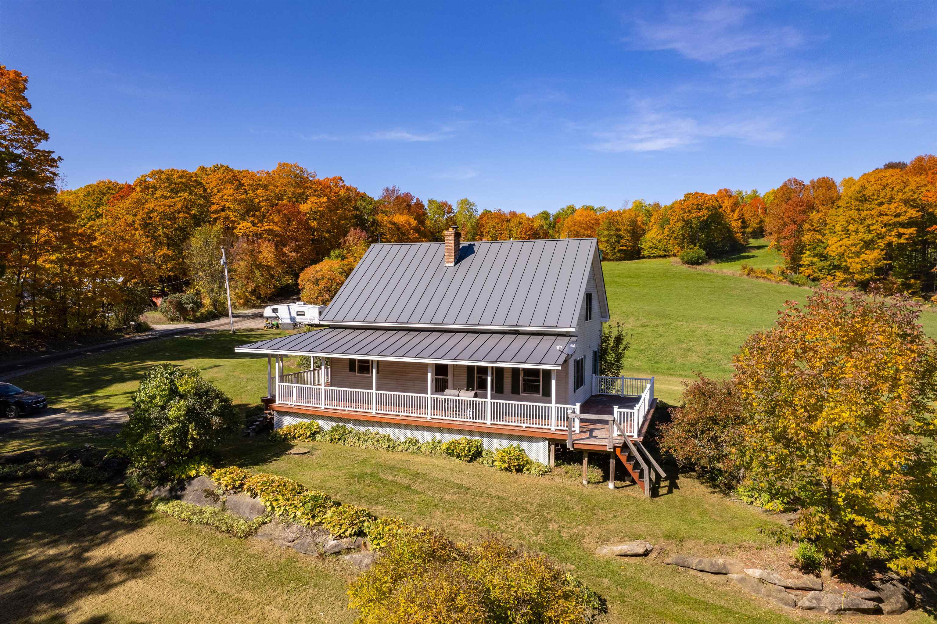 222 Monarch Hill Road Tunbridge, VT 05077 - Photo 3 of 32
