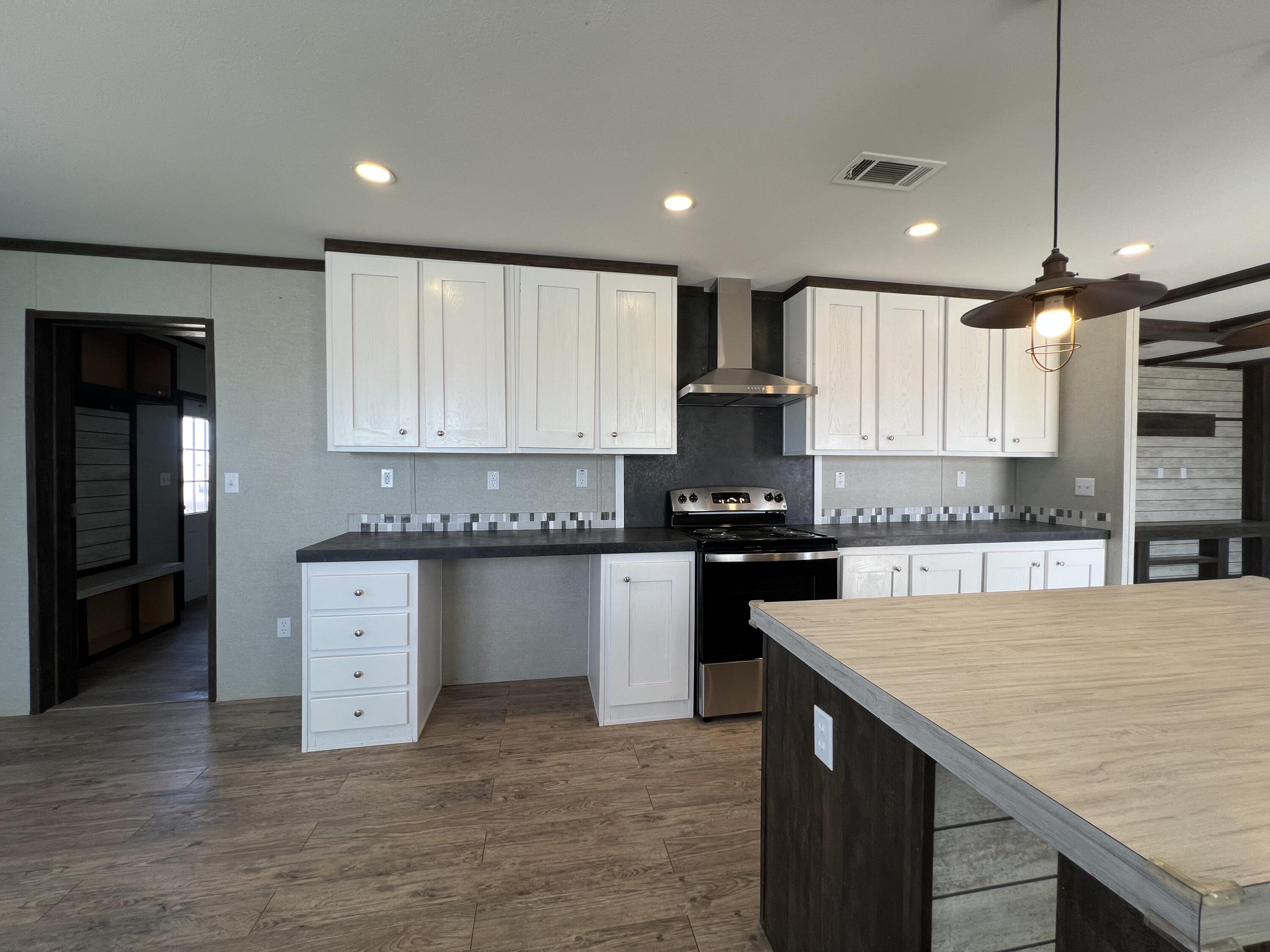3113 Sparrow Road Lubbock, TX 79407 - Photo 14 of 32 IMG_8605