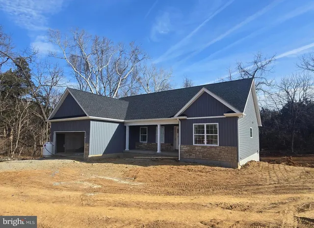 $469,999 | 4 L Symphony Lane, Harpers Ferry, WV 25425