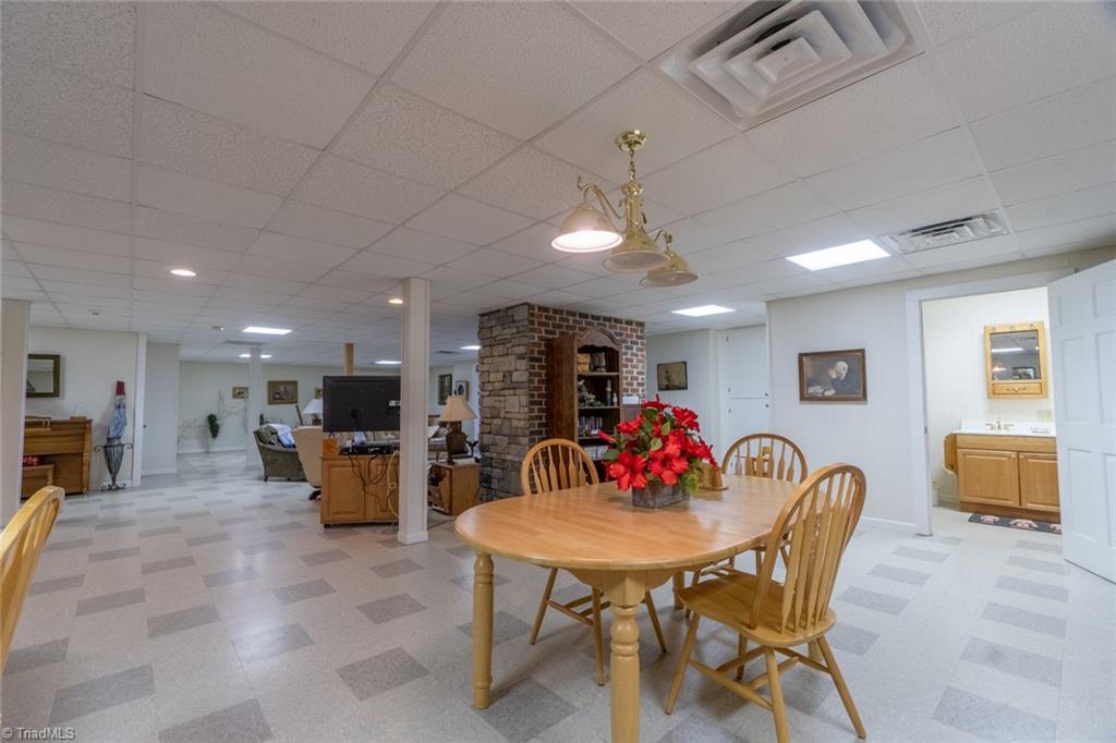 4570 Clingman Road Ronda, NC 28670 - Photo 38 of 48 Gallery Image 38
