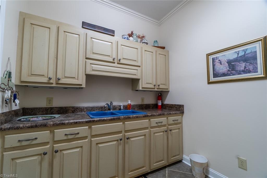 4570 Clingman Road Ronda, NC 28670 - Photo 43 of 48 Gallery Image 43