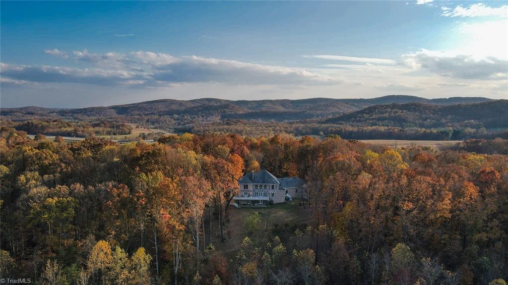 4570 Clingman Road Ronda, NC 28670 - Photo 45 of 48 Gallery Image 45