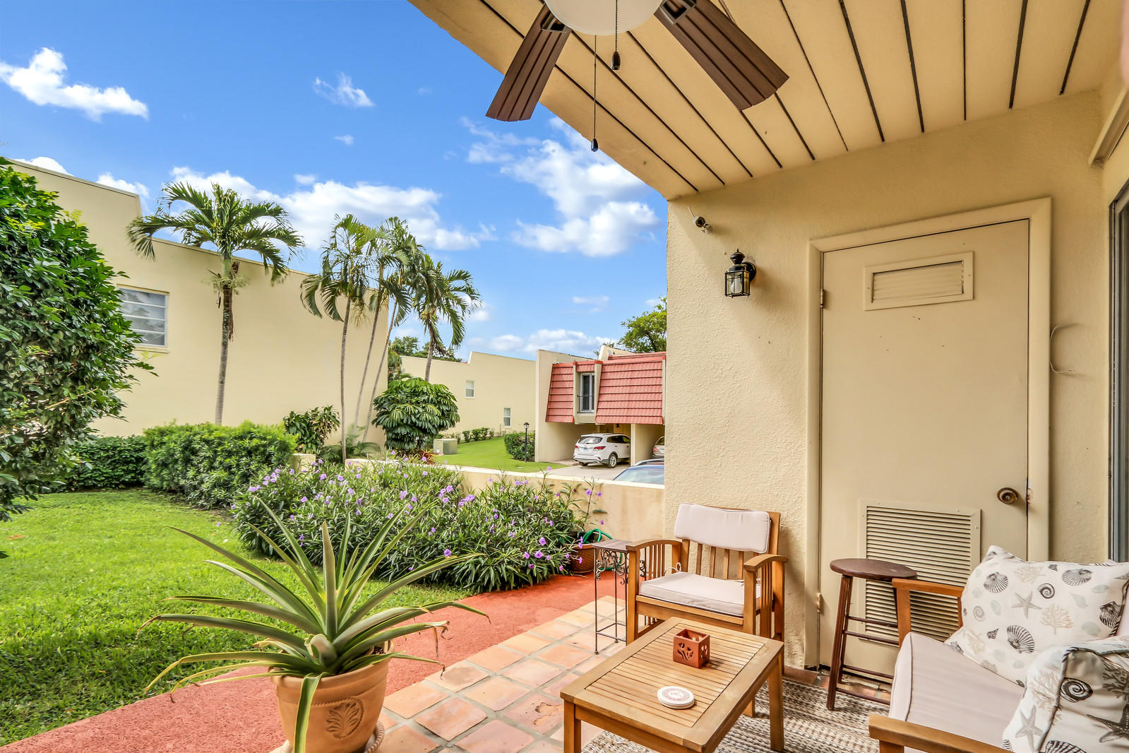 398 Golfview Road, Unit L North Palm Beach, FL 33408 - Photo 15 of 21 398 Golfview Patio
